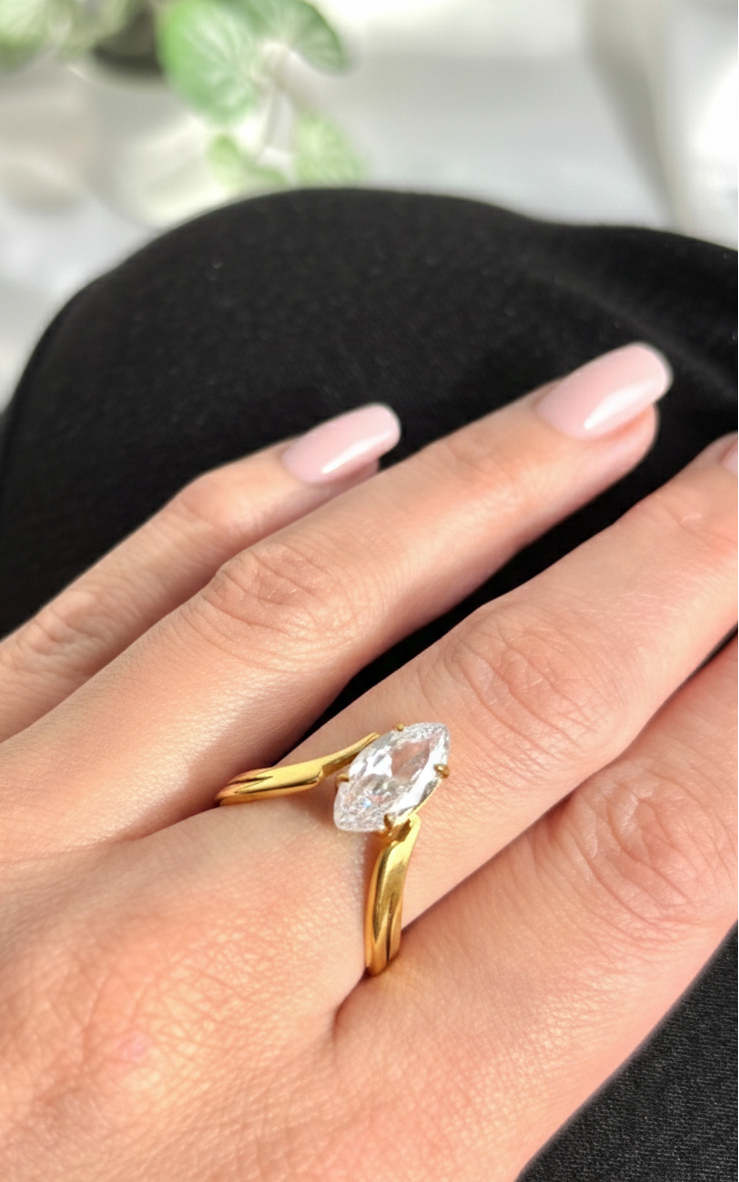 Elara V Ring