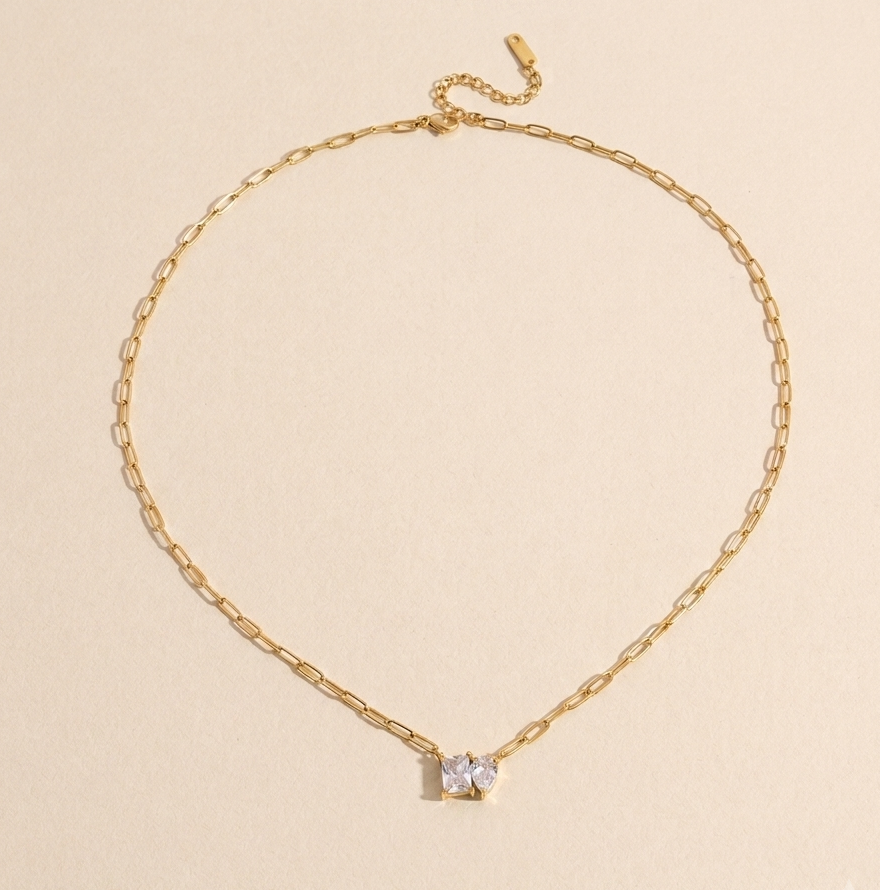 Mia Necklace
