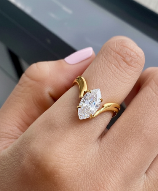 Elara V Ring