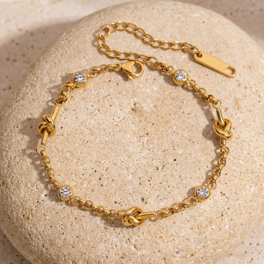 Nora Knot Bracelet