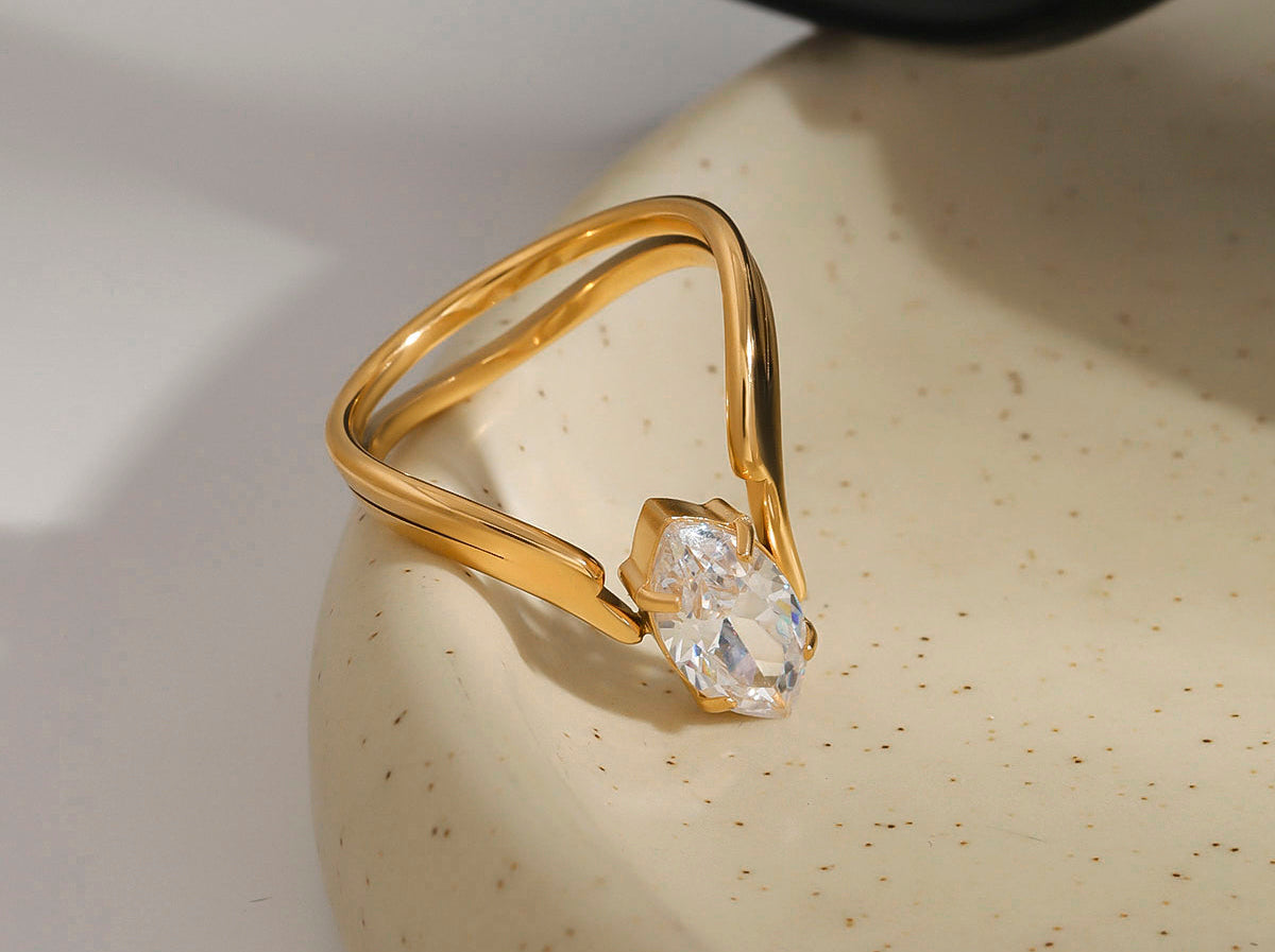 Elara V Ring