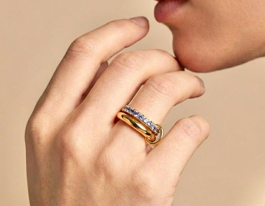 Azura Interlock Ring