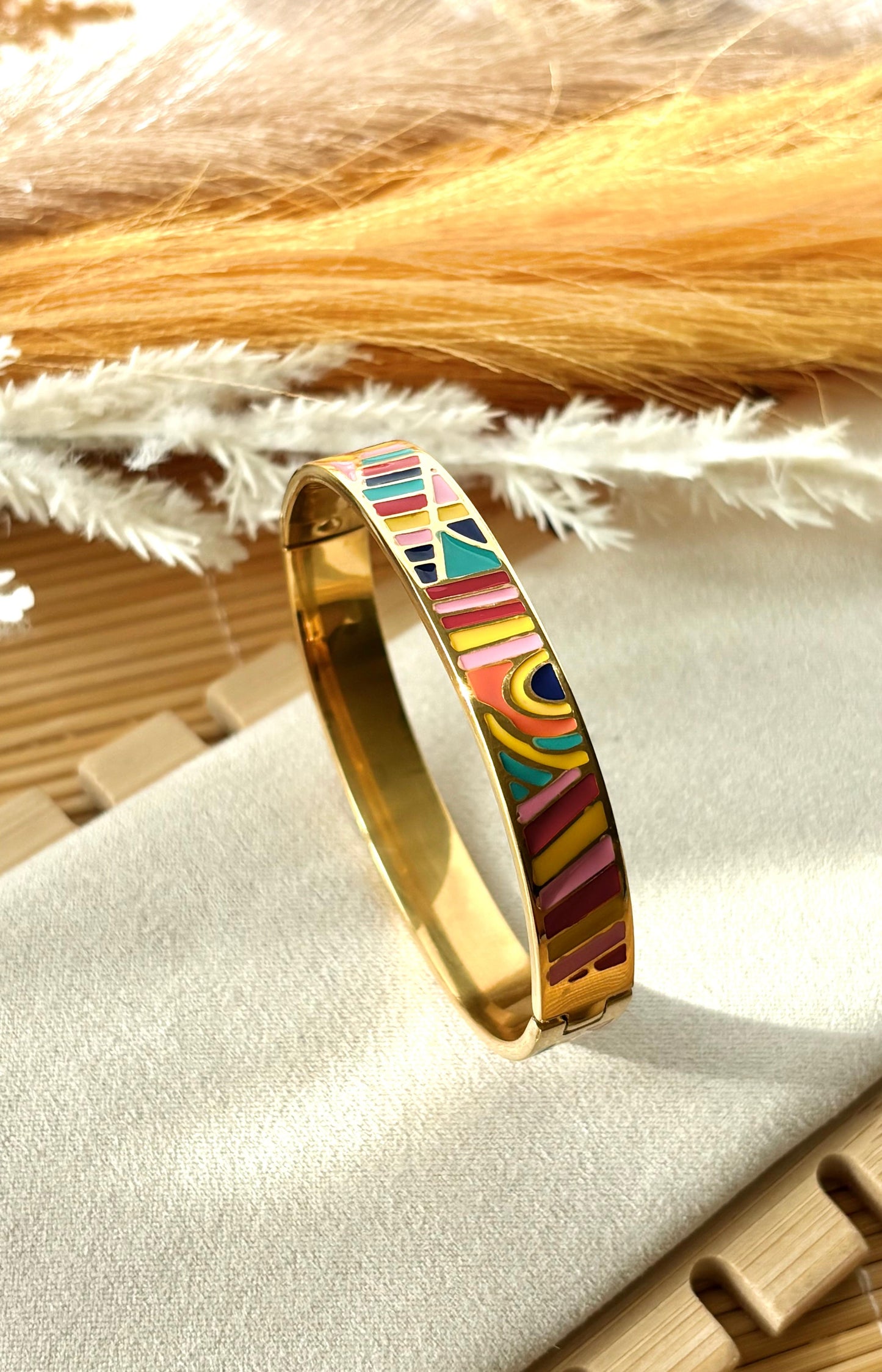 Amoura Enamel Bangle